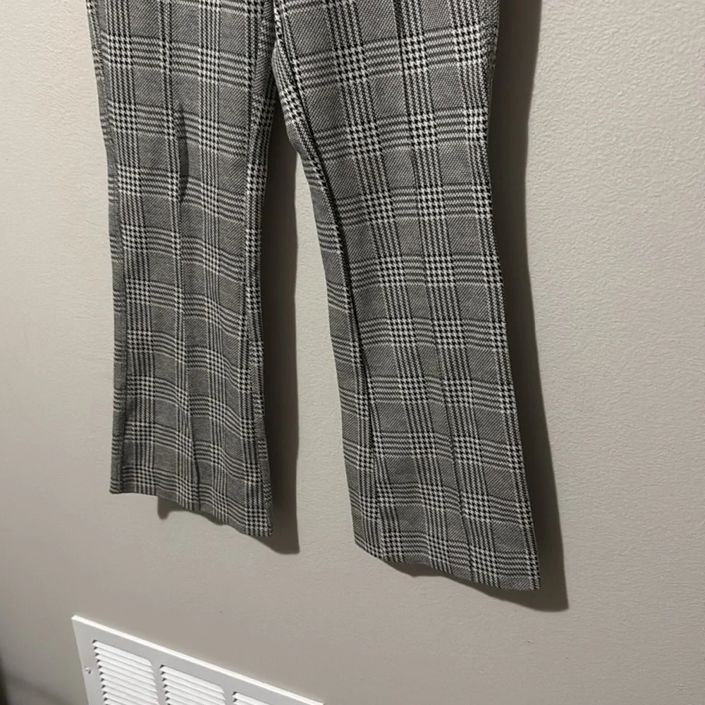 Maeve by Anthropologie Wide Leg Pull on Trousers in a black and White Plaid, XS - Picture 5 of 6